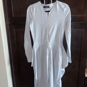 AKIRA | Grey Long-Sleeved Peplum Jumpsuit with Front Zipper | Wmn's Sz S